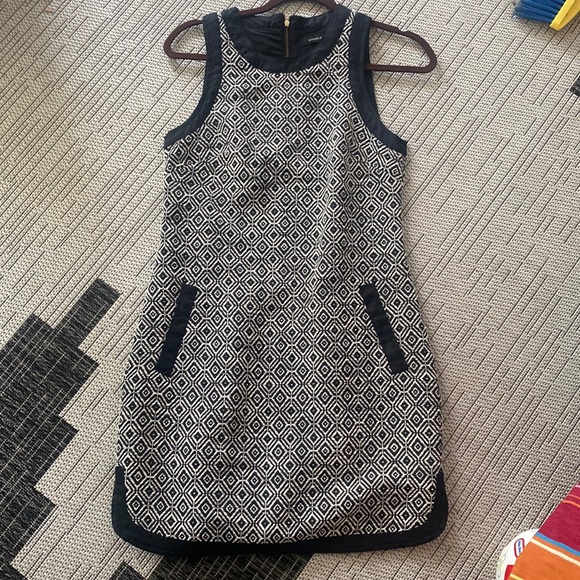 Banana Republic Dresses & Skirts - Banana Republic Strapless Dress